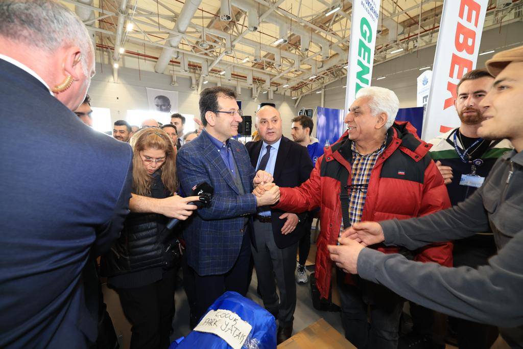 İmamoğlu, Yenikapı lojistik merkezi ziyaretinde konuştu: İnterneti kesenler hukuken hesap vermeli 8